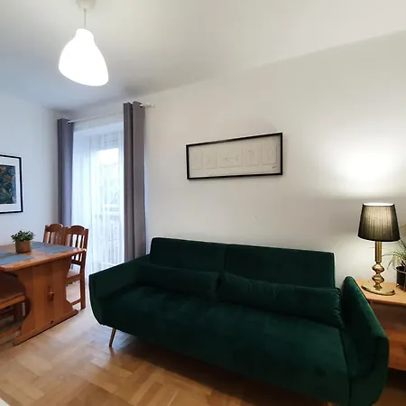 Apartament Mieszkanie Redłowskie Korczaczek 164 *